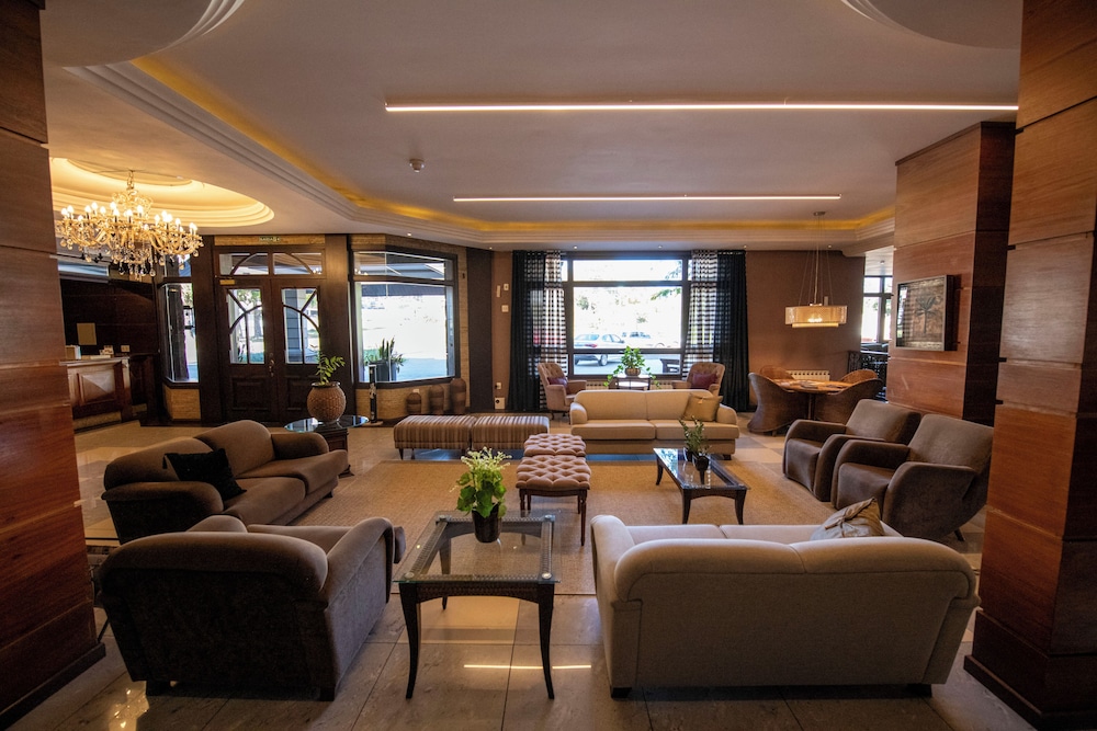 Hotel Serra Nevada 38/50