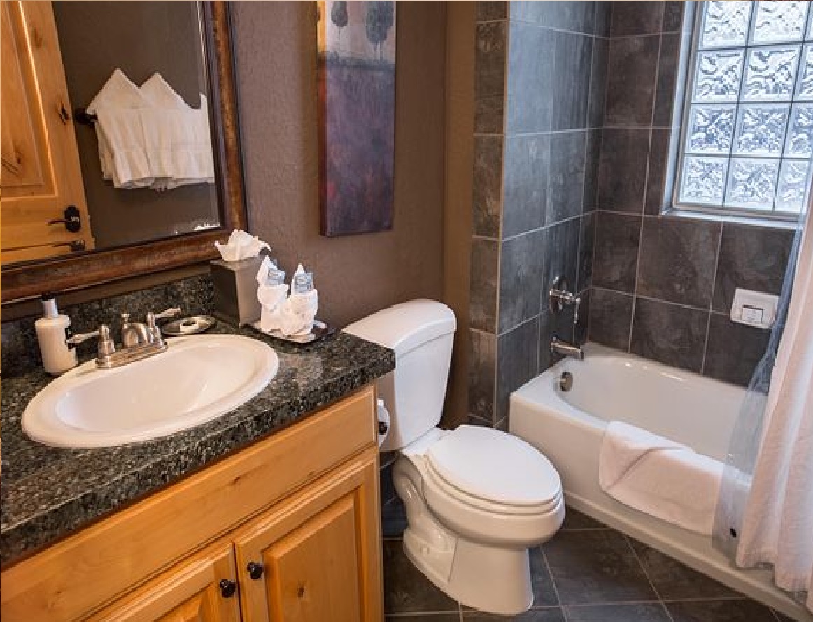 1 Bedroom, Loft, Queen Bed