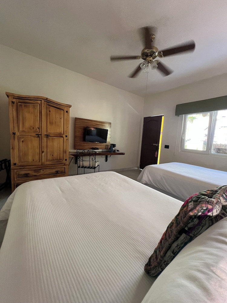 El Encanto Inn Hotel Spa And Suites 11/43