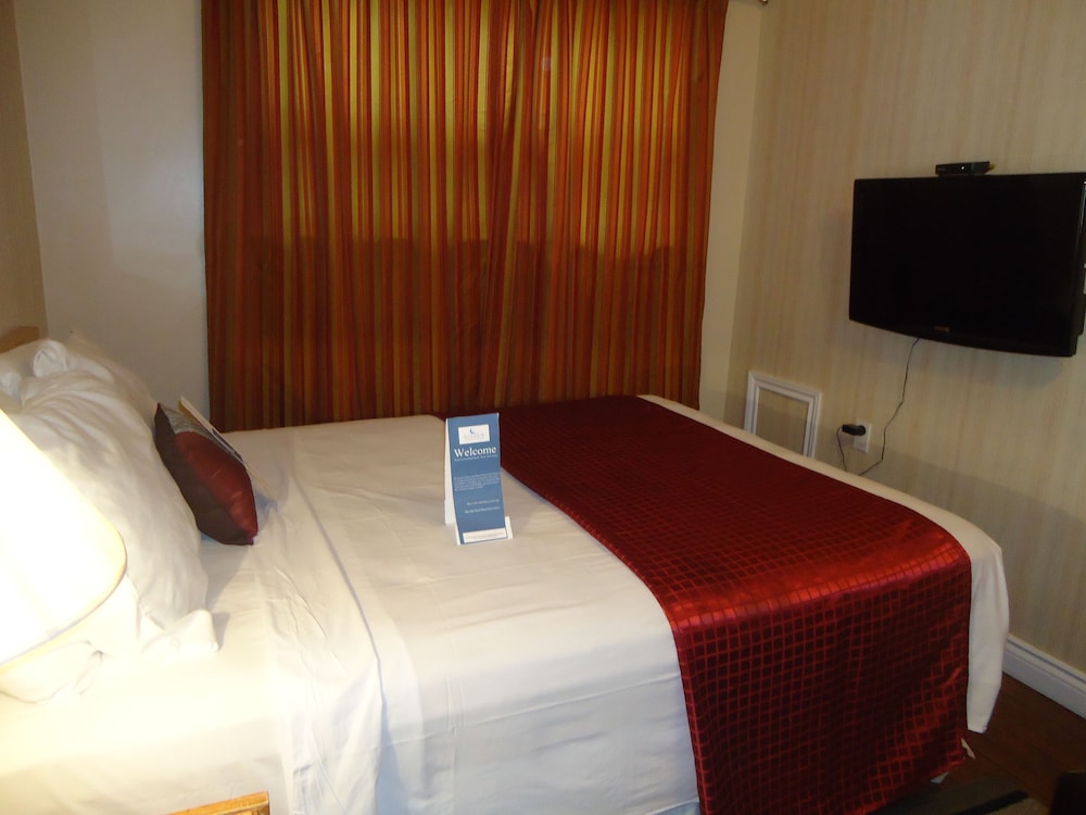 SPA, DELUXE, QUEEN BED