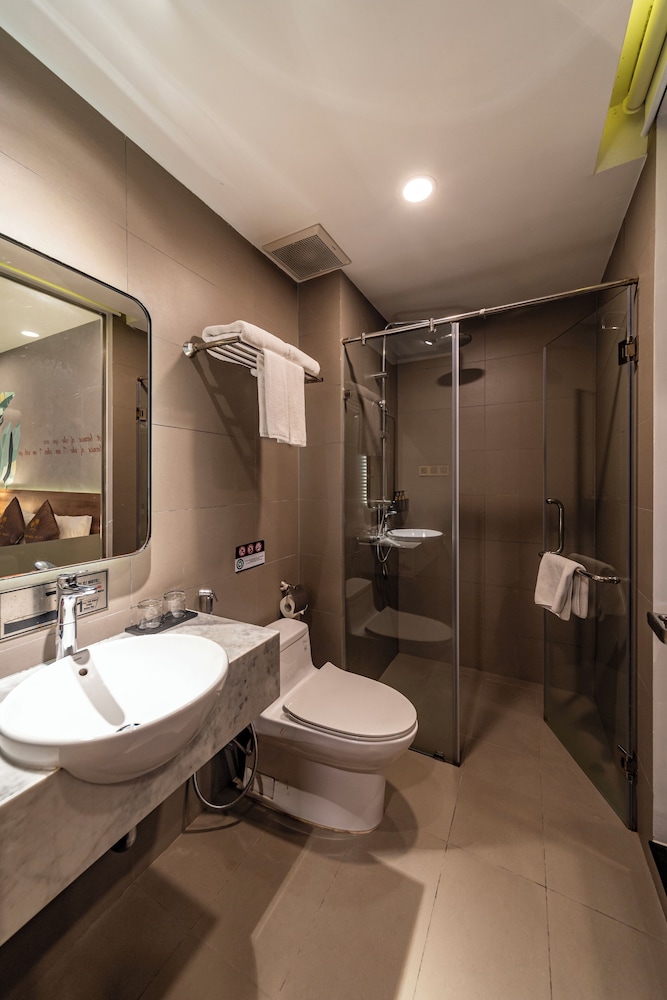 Thanh Long Hotel Ho Chi Minh 38/38