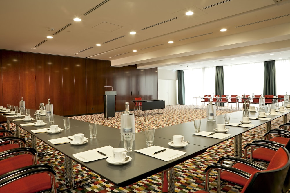 Hotel Restaurant Erbprinz 38/47