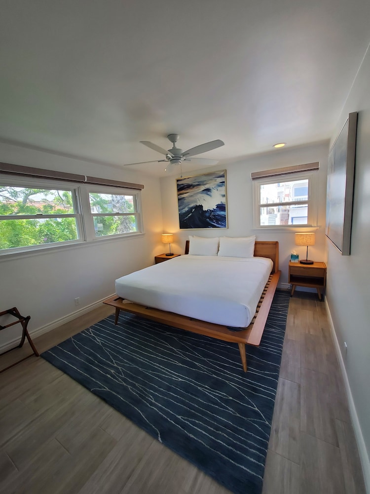 Sea Horse Resort 19/75