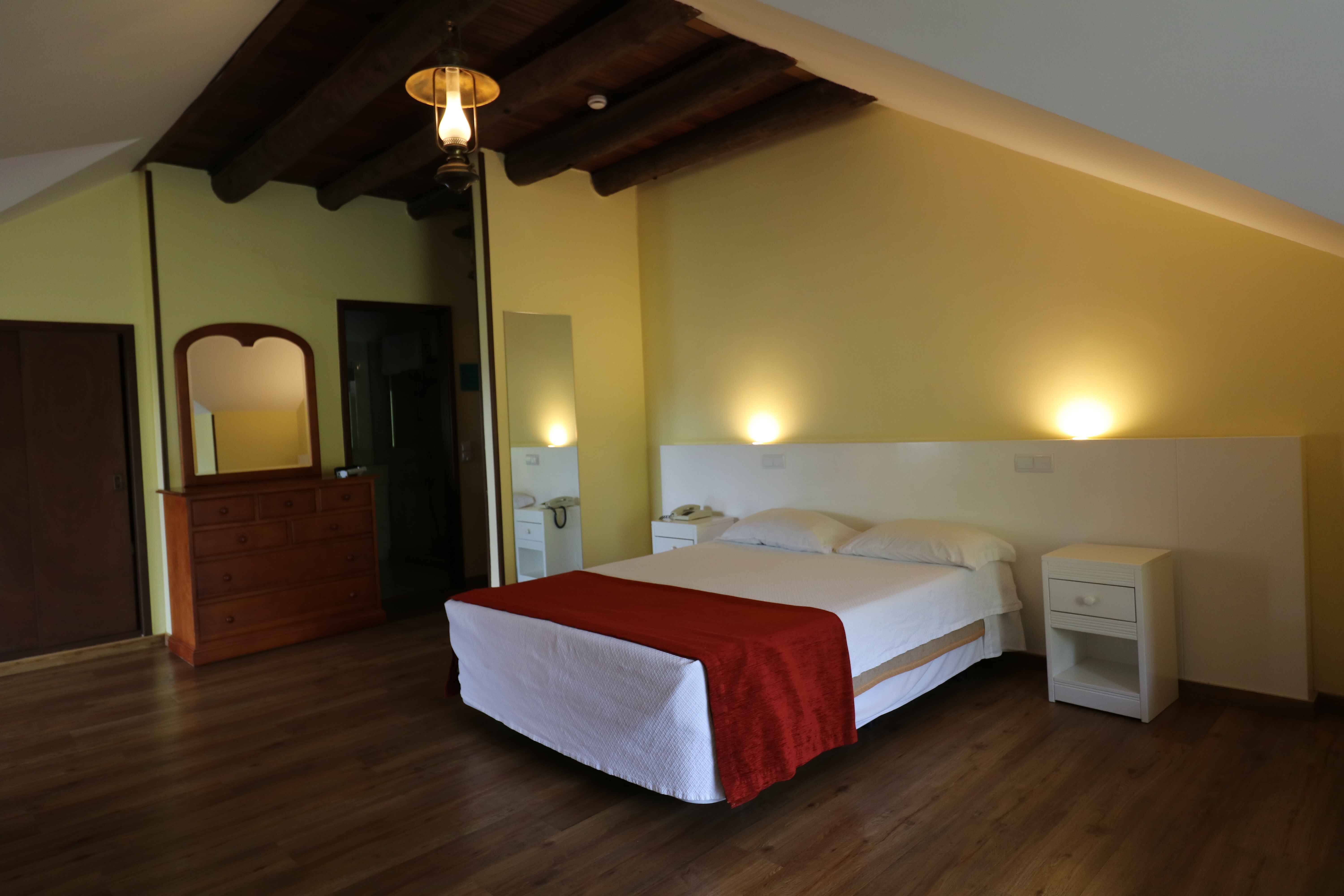 Valley View Hotel Encumeada 11/50