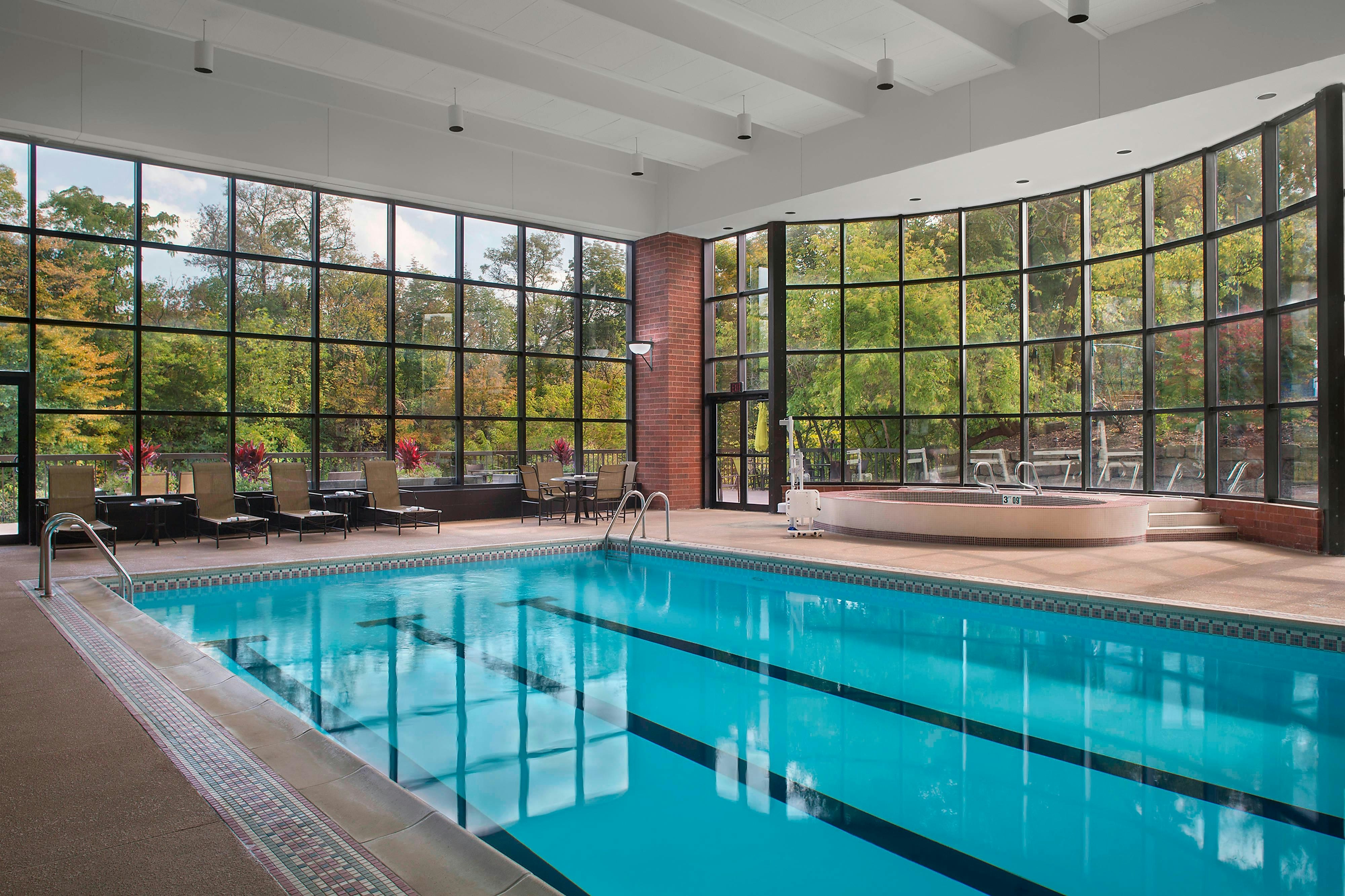 Sheraton Suites Akron Cuyahoga Falls 3/15