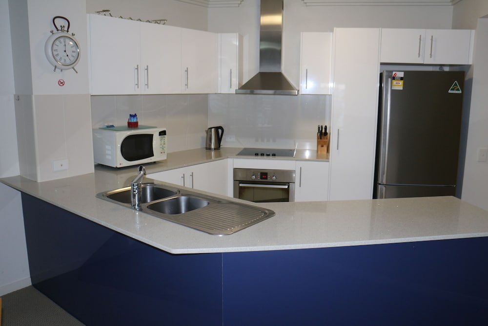SCARBOROUGH BEACH RESORT 10/72