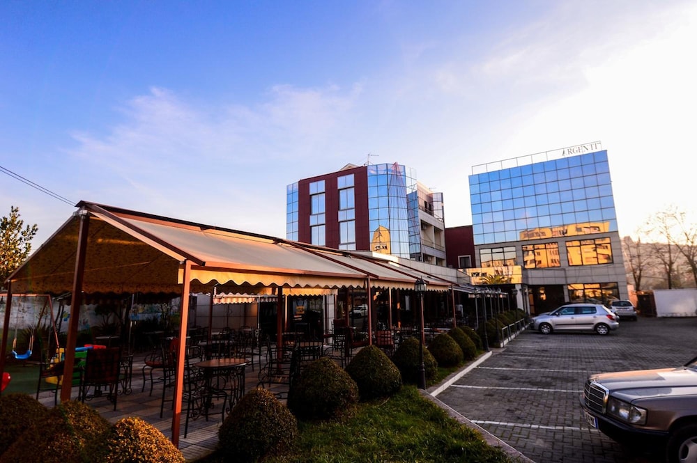 Hotel Argenti Shkoder 46/48