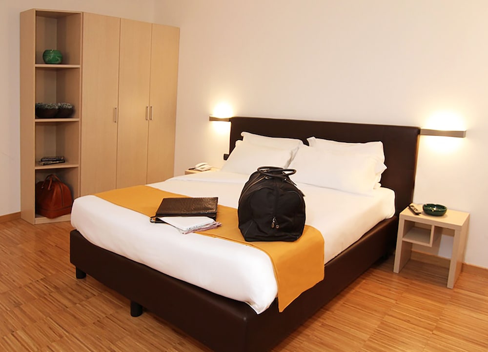 Euro Hotel Residence 5/42