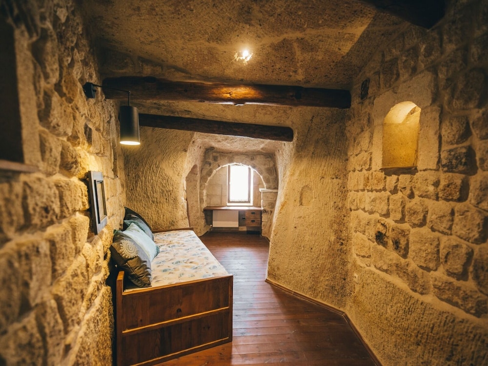 CAPPADOCIA OLD HOUSES 19/49