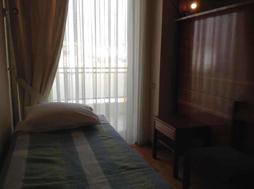 ALEXANDROS 30/44