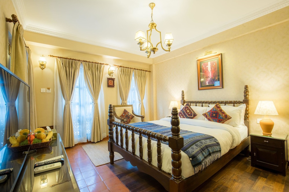 Baber Mahal Vilas 18/50