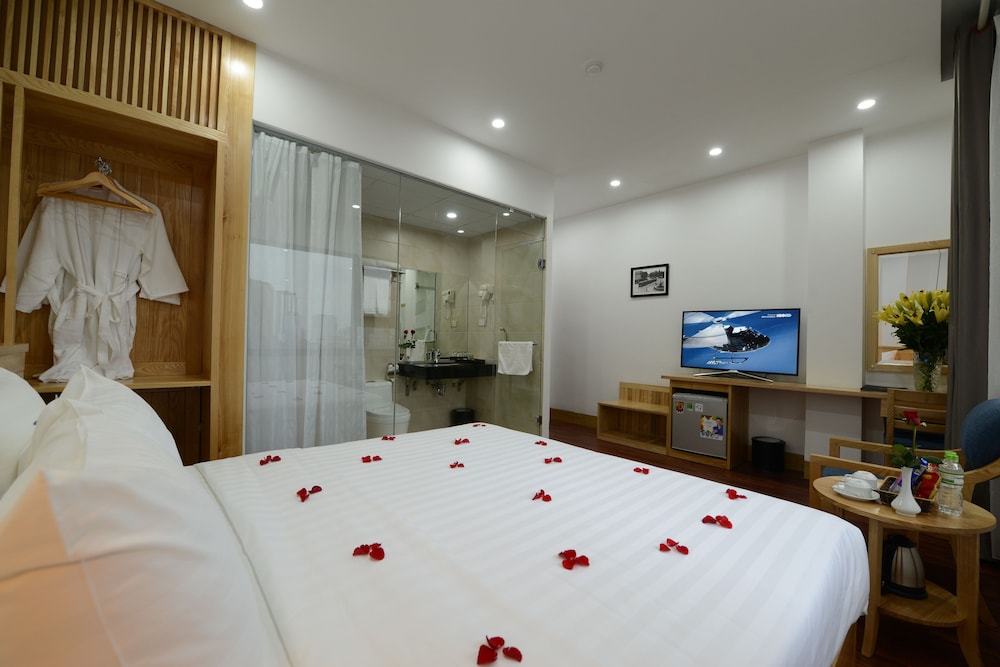 Blue Hanoi Inn City Hotel 27/50