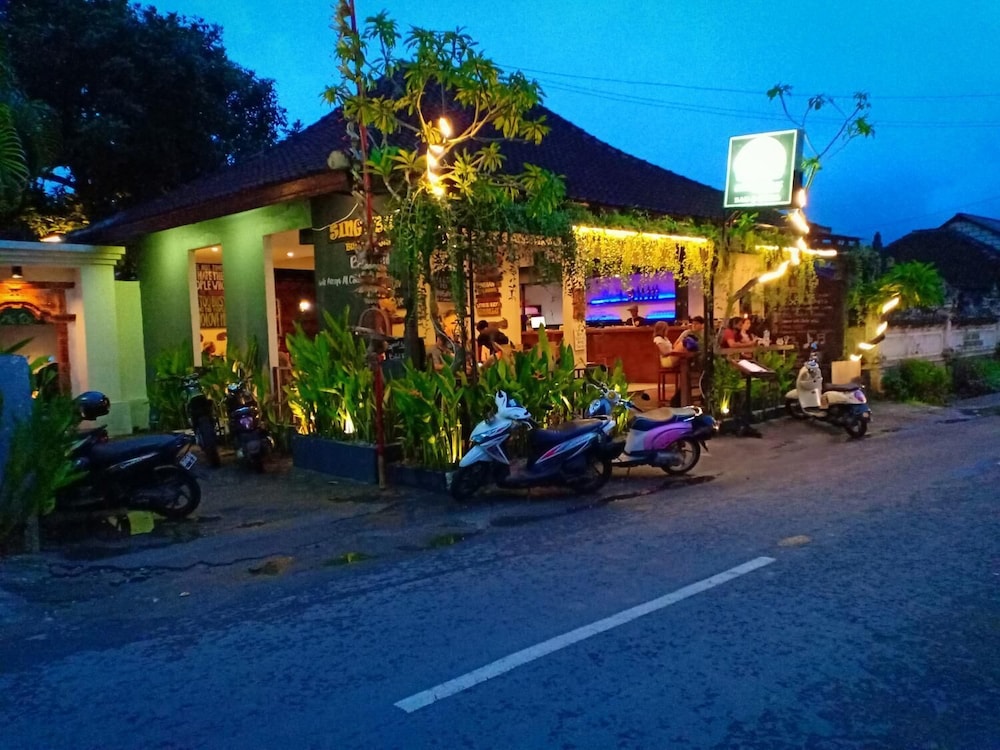 Singabu Bungalows 40/50