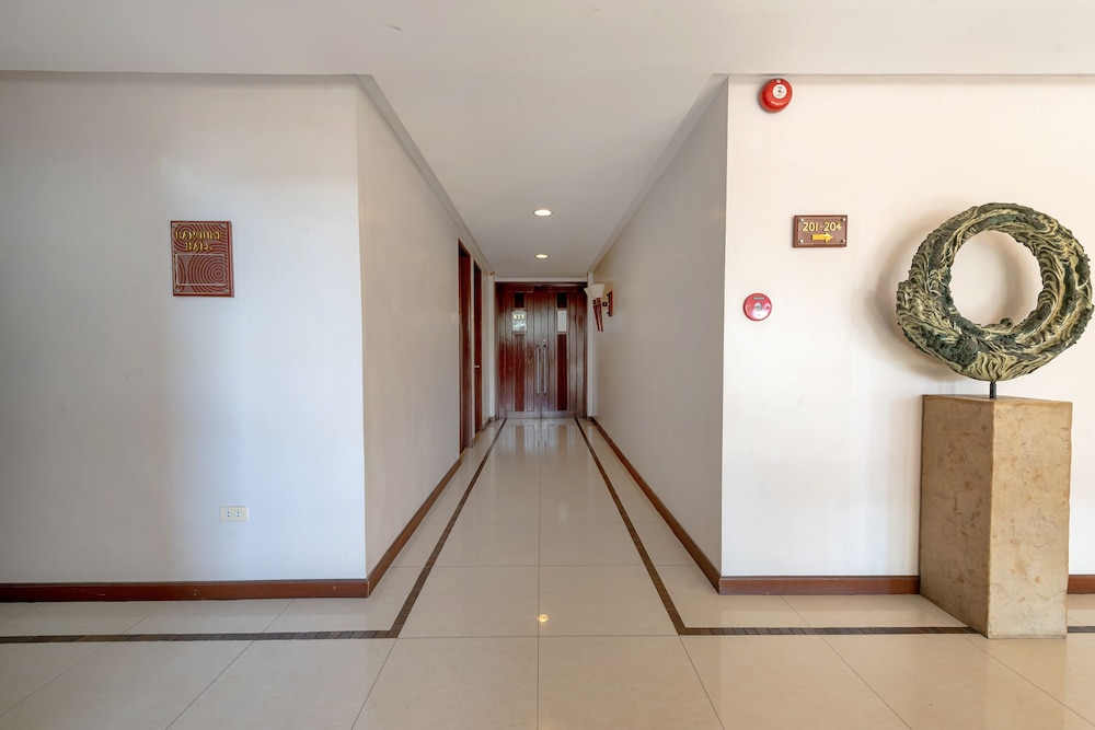 Capital O 176 Bliss Hotel 31/60