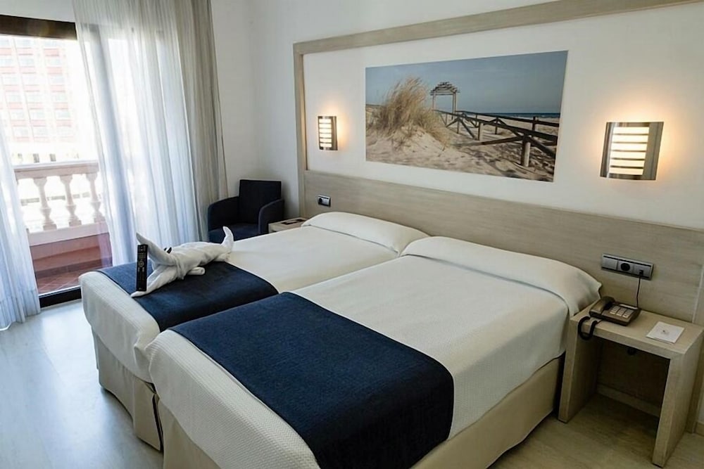 Hotel Spa Cadiz Plaza 12/70