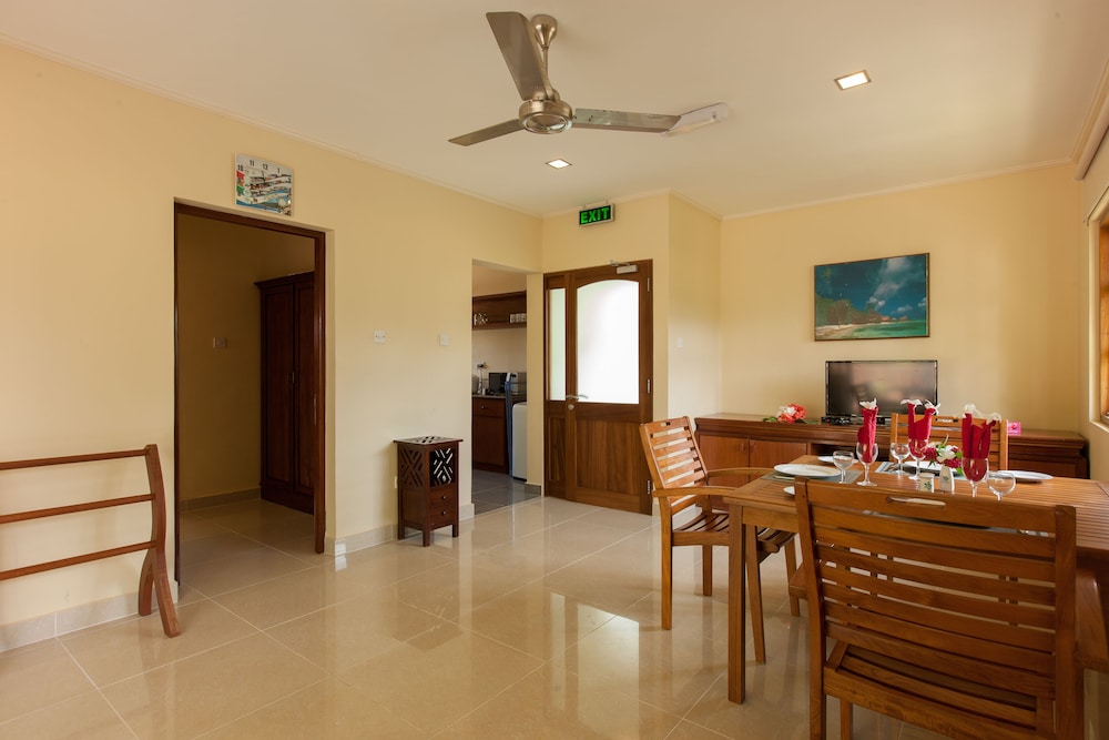 Le Relax Self Catering Apartment 17/35