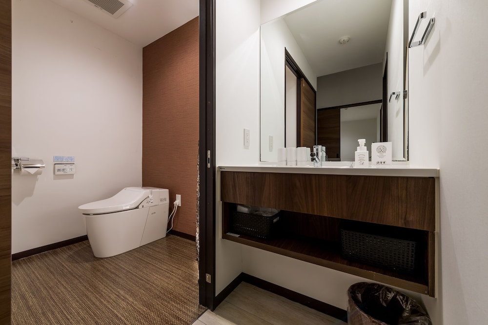 The Peridot Smart Hotel Tancha Ward 72/73