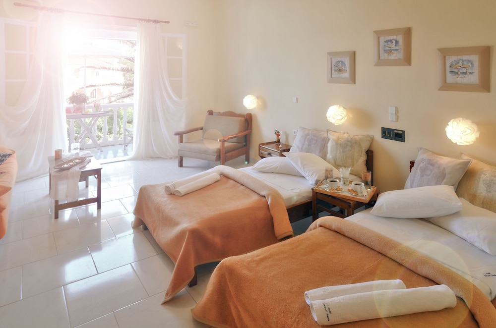 Belussi Beach Hotel & Suites 21/50