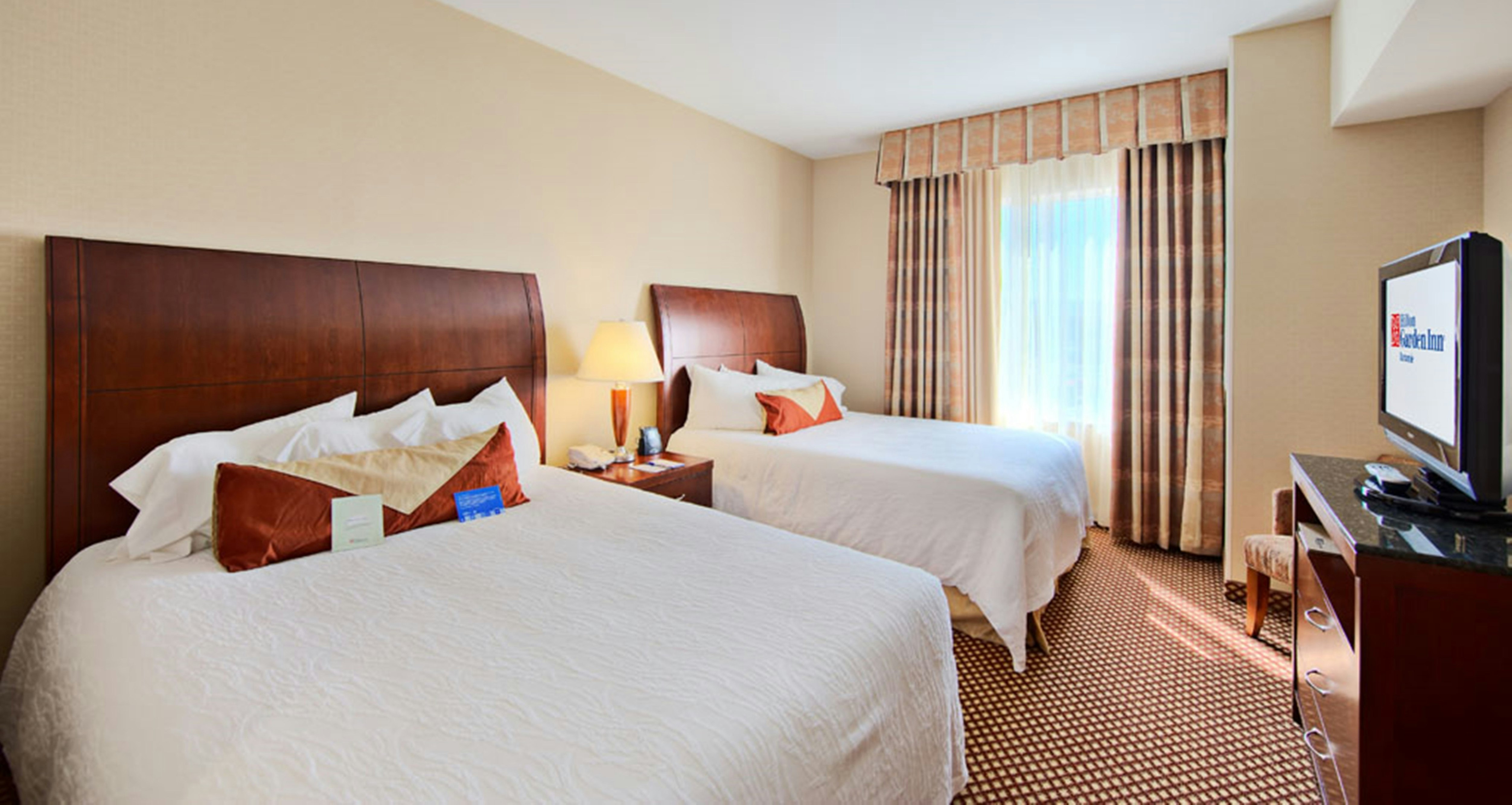 غرفة بسريرين كوين لذوي الإعاقة