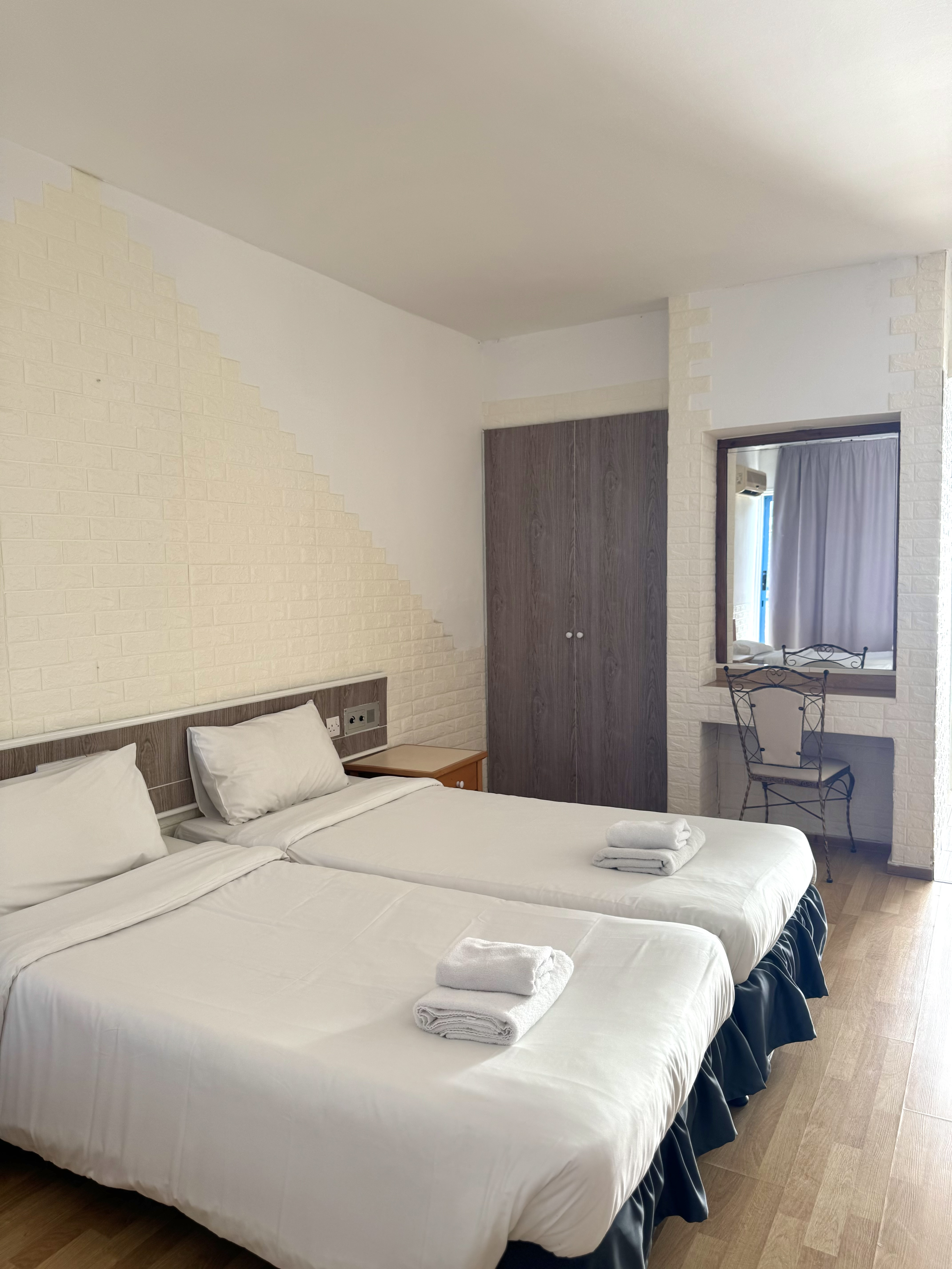 rooms