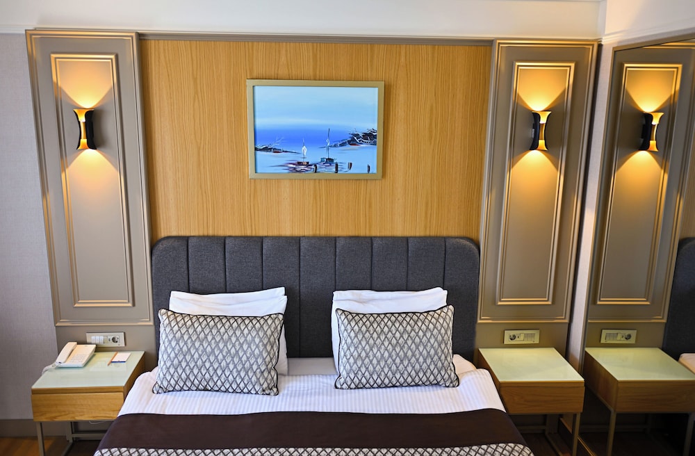 Porto Bello Hotel Resort & Spa 55/67