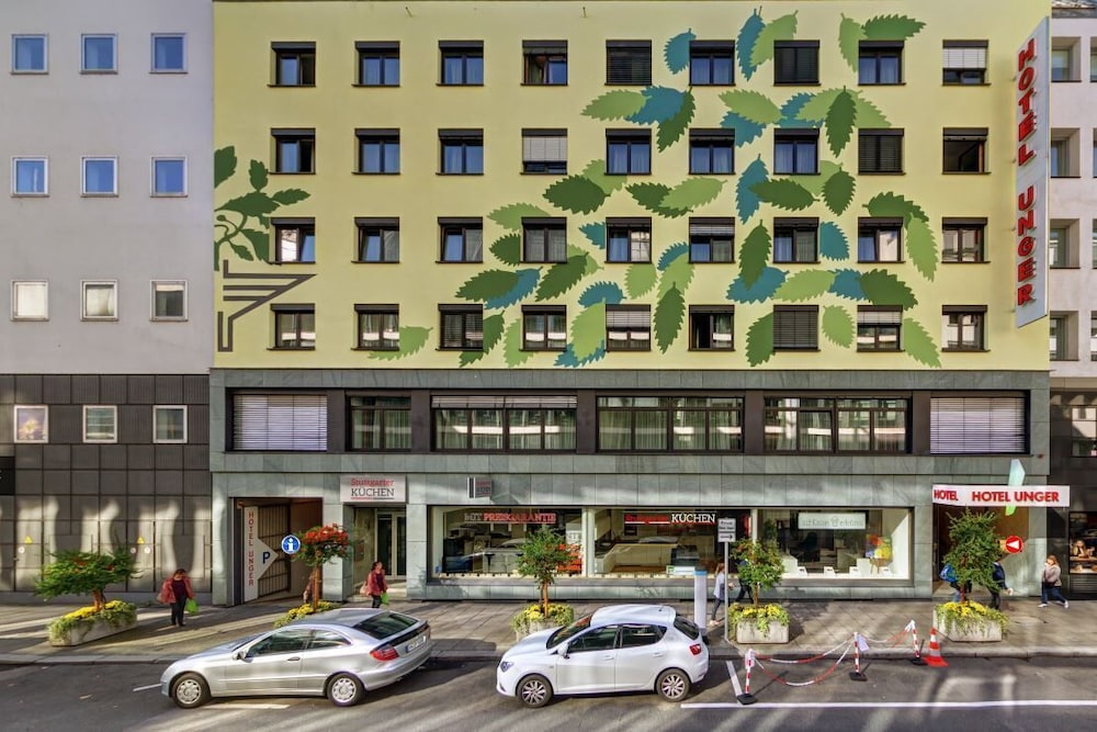 UNGER HOTEL 6/61