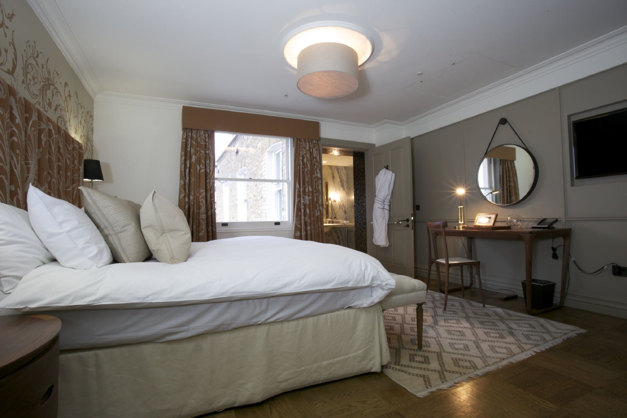 Room at The Adria, LONDON