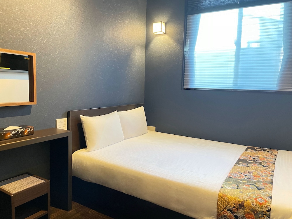 ECONOMY, DOUBLE BED
