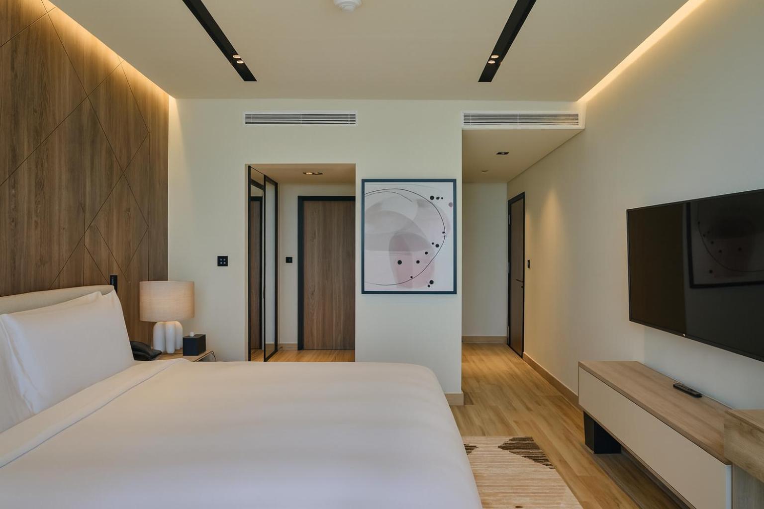 2 Bedrooms, Suite, King Bed, Opal Sea View, High Floor