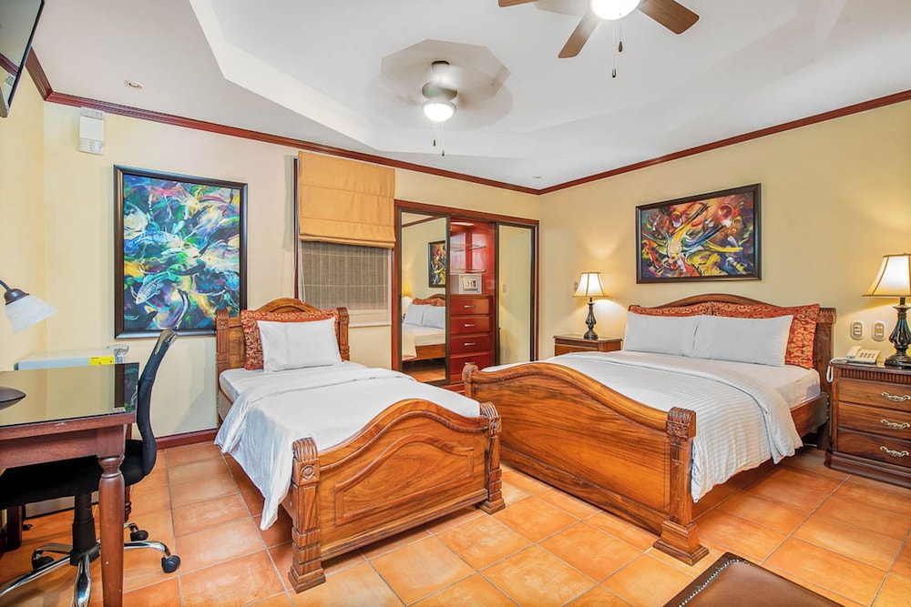 Hotel Casa Roland San Jose 11/59