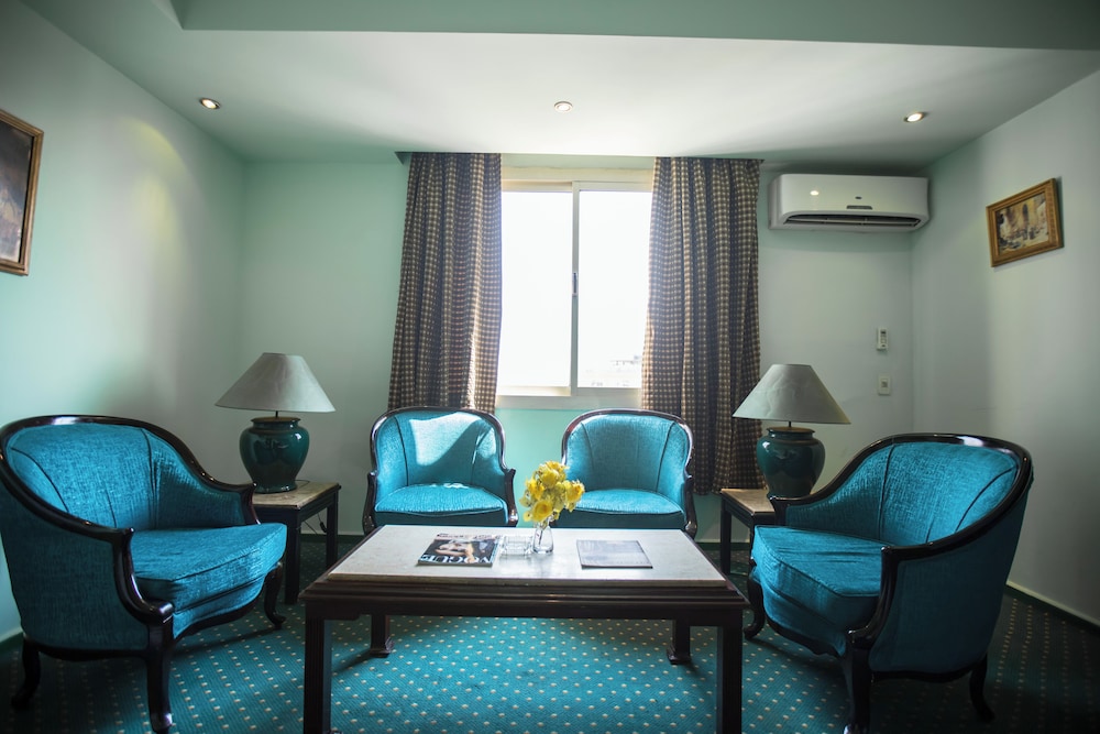 Aura Inn Hotel Cairo 43/62