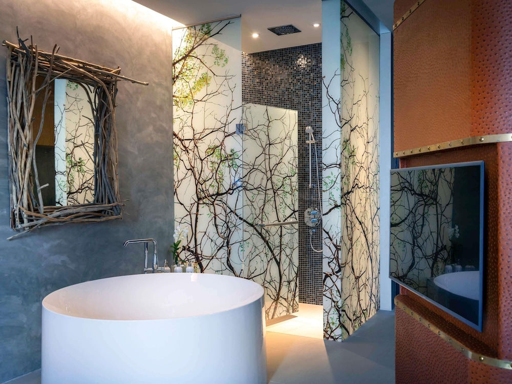 SO Sofitel Hua Hin 50/50