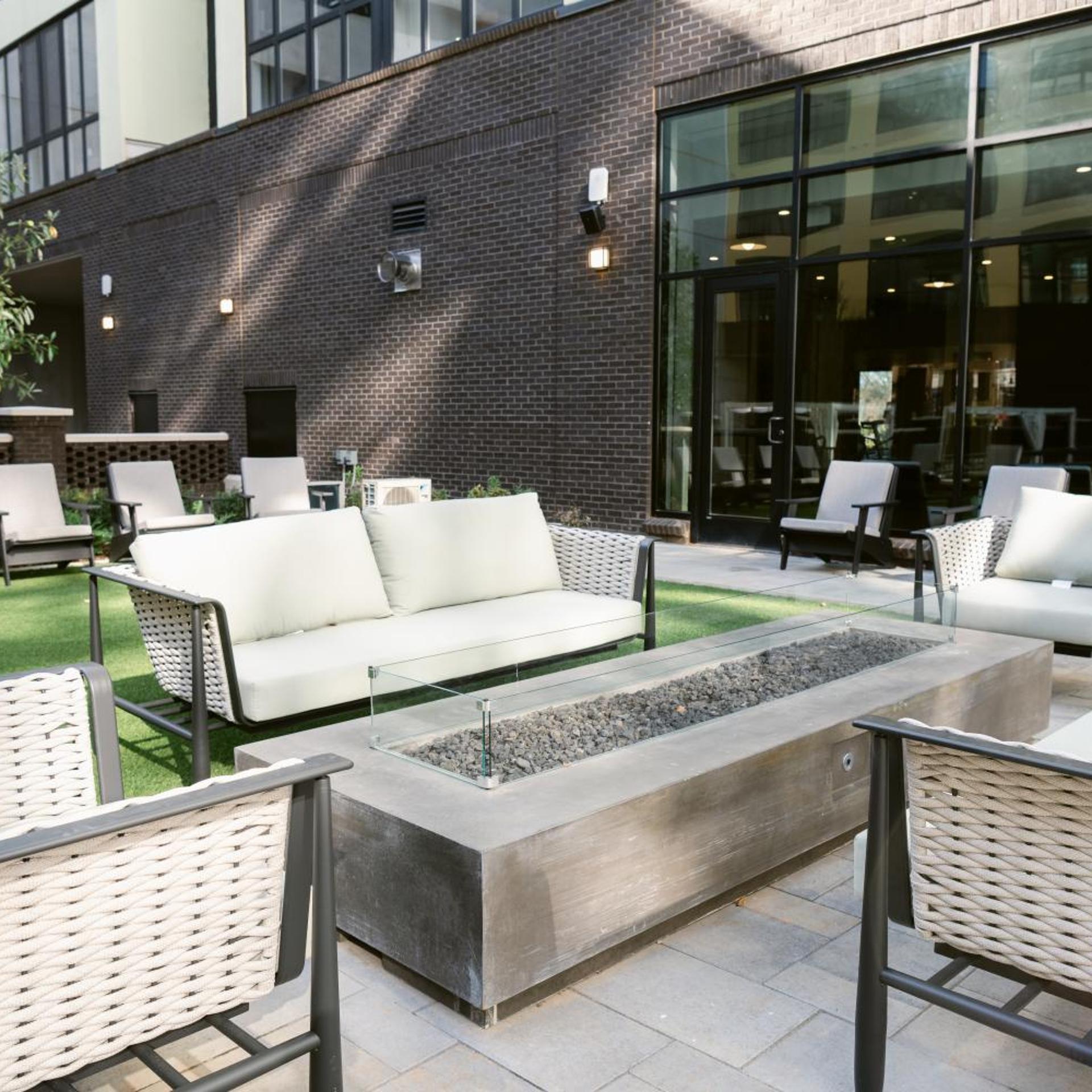 Anthem House Huntsville MidCity, powered by Placemakr 9/50