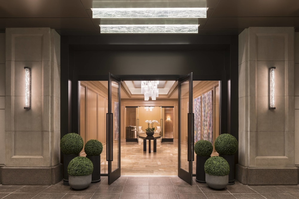 THE RITZ-CARLTON CLEVELAND 9/49