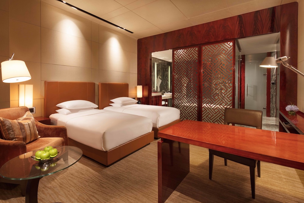 Grand Hyatt Shenzhen 15/75