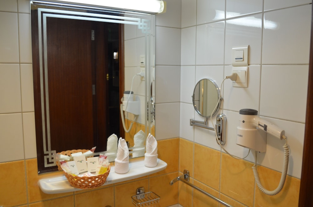 Rotana Al Mesk Hotel 27/27