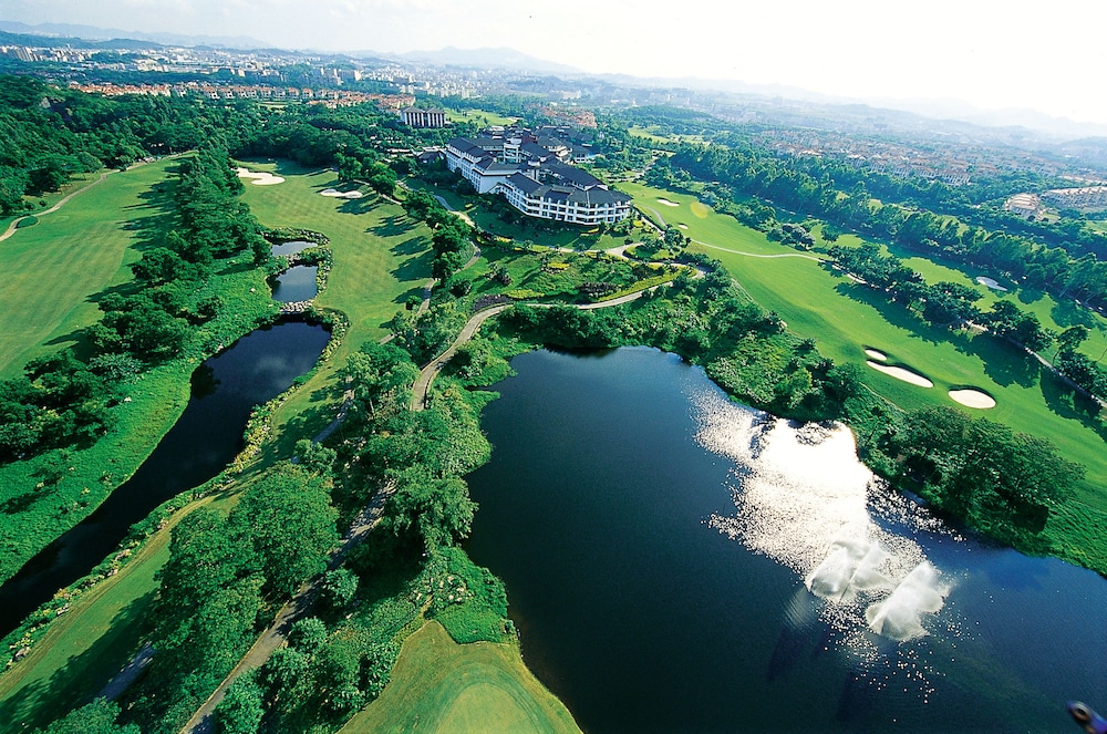 Mission Hills Resort Shenzhen 70/72