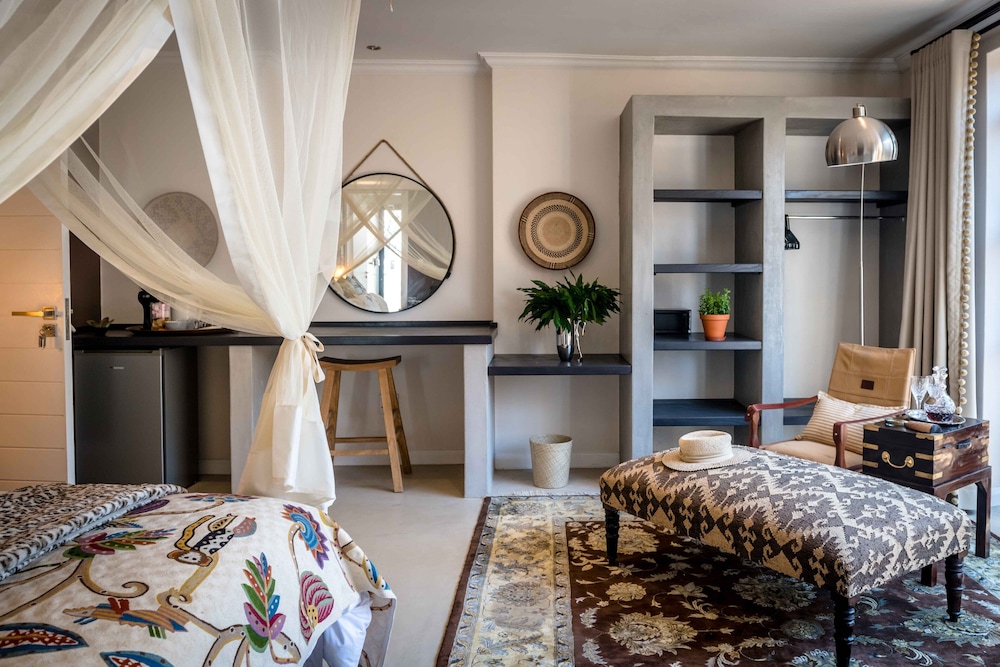 Safari Moon Luxury Bush Lodge 32/50