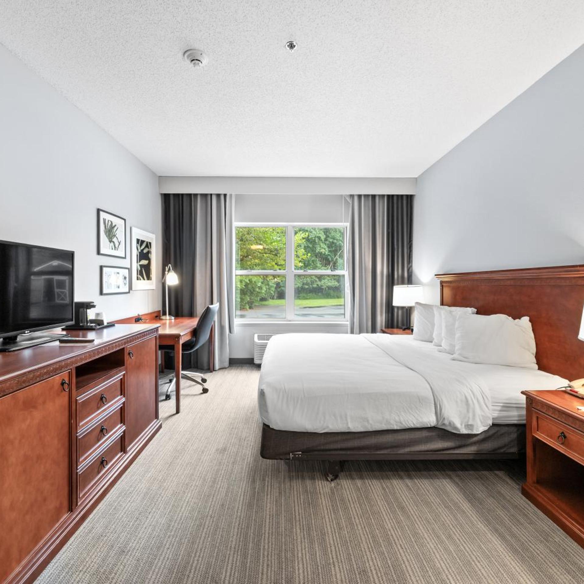 استوديو لذوي الإعاقة، Marinette WI Hotel 2/8