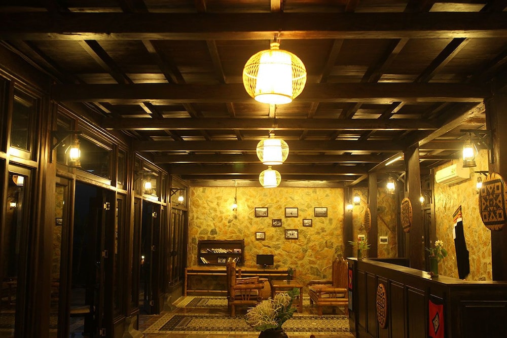 Mai Chau Ecolodge 44/72
