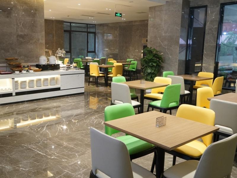 GreenTree Eastern Chongqing Jiefangbei Children's Hospital Hotel 57/65