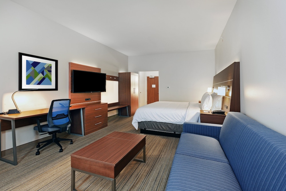 Holiday Inn Express and Suites Tulsa Northeast - Owasso 28/66