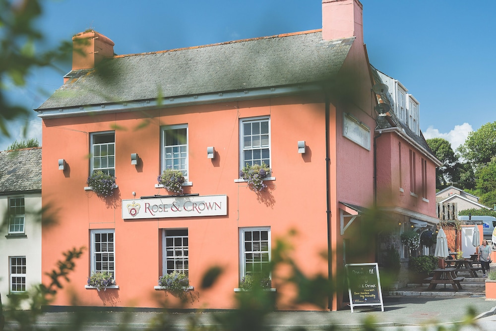 Rose & Crown 3/36