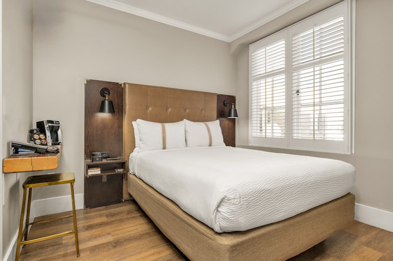 Hotel Petaluma, Tapestry Collection by Hilton 6/22