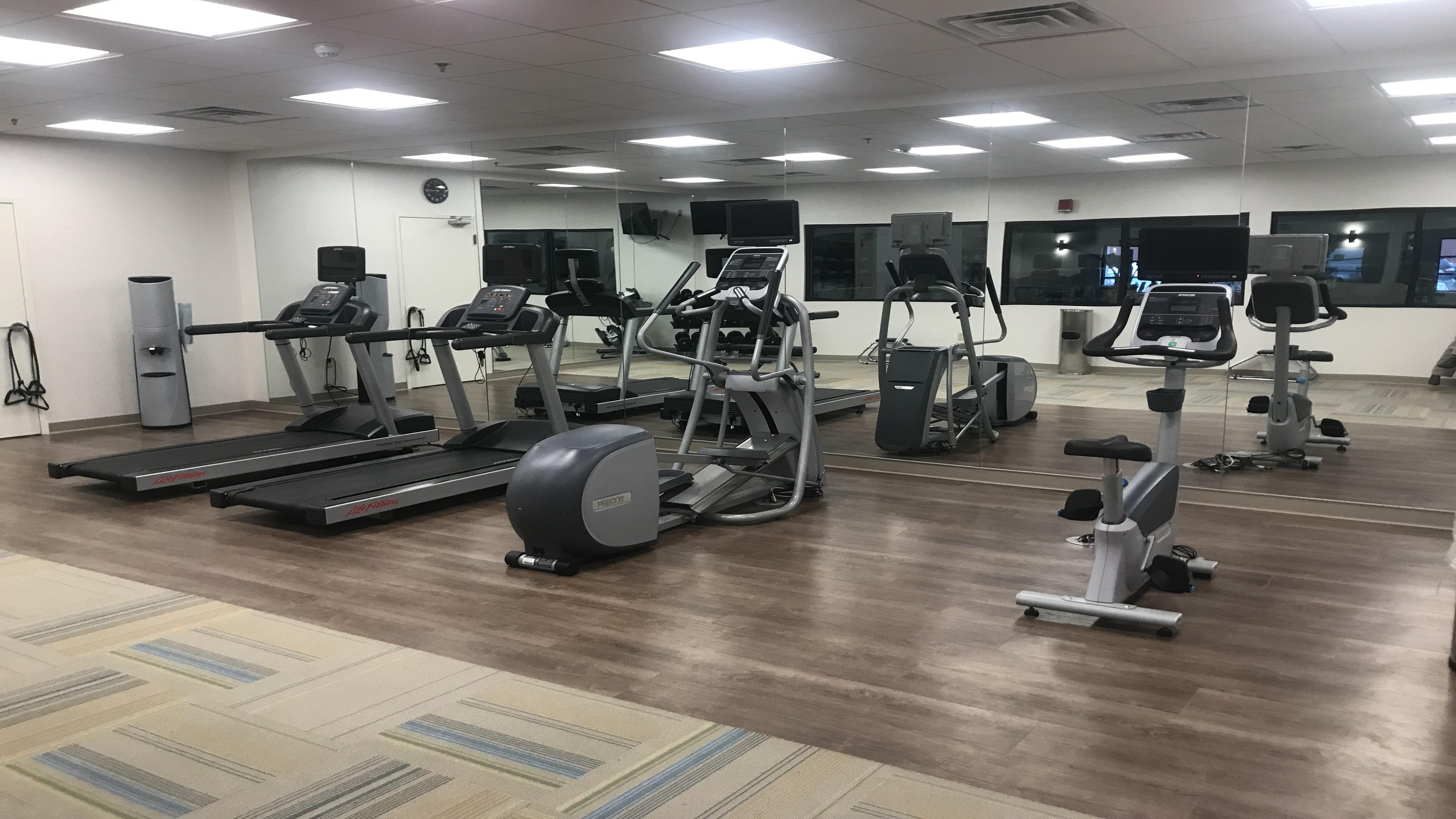 HOLIDAY INN WILLIAMSPORT 20/52