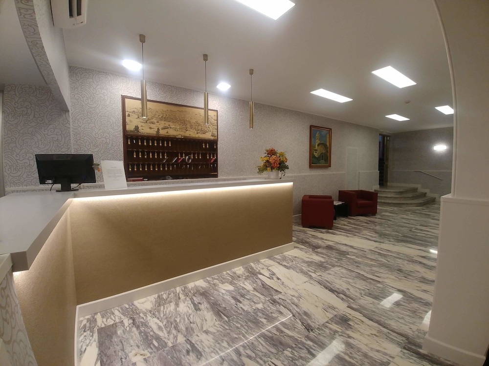 Hotel Vittoria 5/31