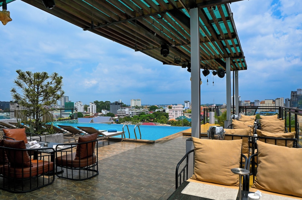 Phnom Penh 51 Hotel & Residences 34/50