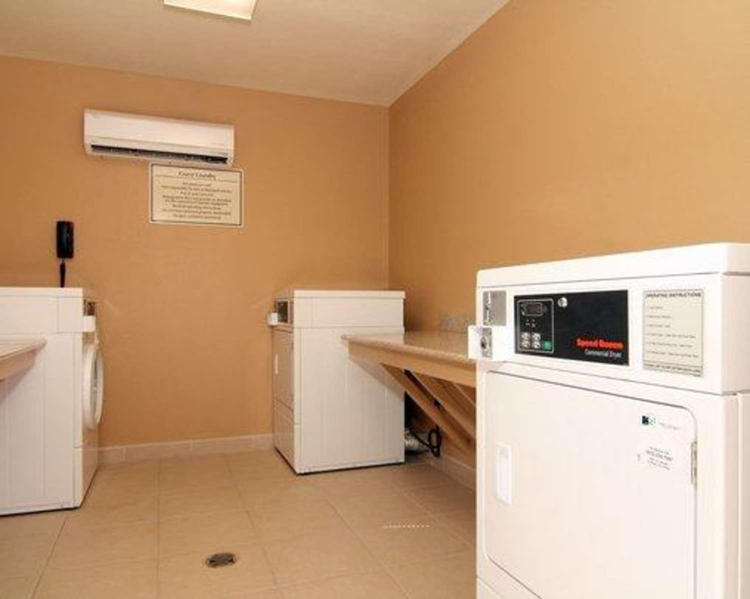 Suburban Studios Alamogordo 5/10