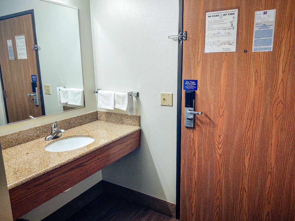Americas Best Value Inn & Suites Stuart 18/39