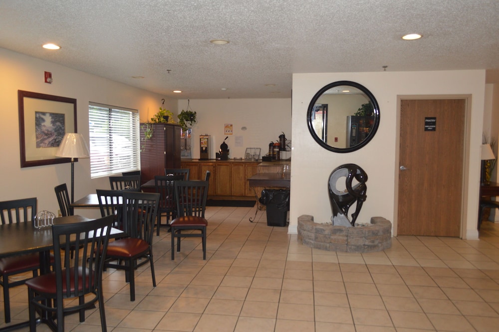 American Elite Inn 46/66